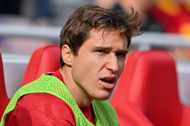 开云官方平台-记者：尤文计划冬季租借加强制买断小基耶萨，总价约1500万欧元