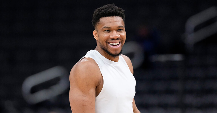 开云APP下载-雄鹿总经理：字母哥不能上场是纯健康原因 与选秀权、重建无关|吉安尼斯·安特托孔波|乔恩-霍斯特|扬尼斯-阿德托昆博|密尔沃基雄鹿队|nba_新浪体育_新浪新闻